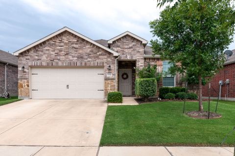 7716 Shorthorn Way, Fort Worth