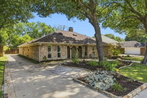 2904 Foxboro Drive