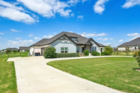 6517 Leo Lane