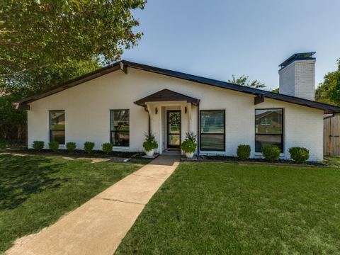 6716 Roundrock Road