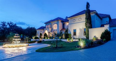 8600 Riviera Court