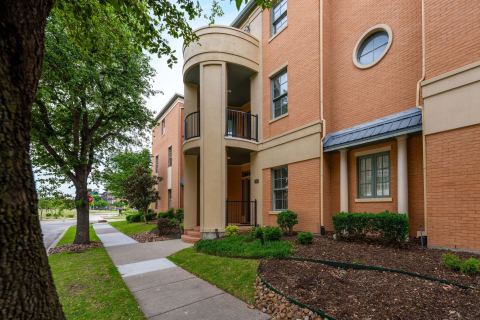 8462 Library Street, Frisco