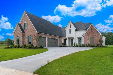 2128 Garrett Farms Row