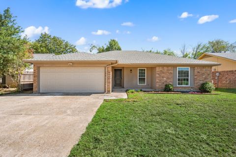 7512 Clover Lane