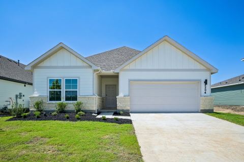 2204 Trailside Drive