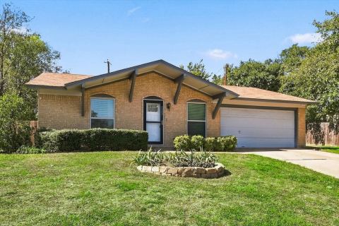 2905 Regal Road, Denton