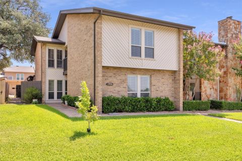 2906 Wayside Drive