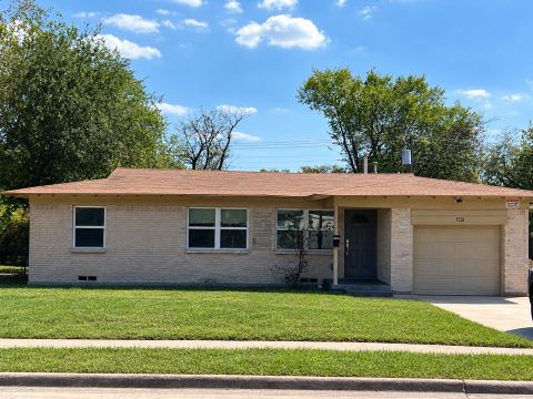 1526 Hillcrest Street, Mesquite