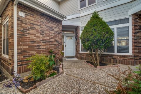 9961 Waterfront Trail 9961