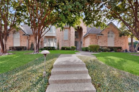 4536 Briar Oaks Circle