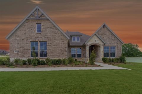 906 Perrin Lane