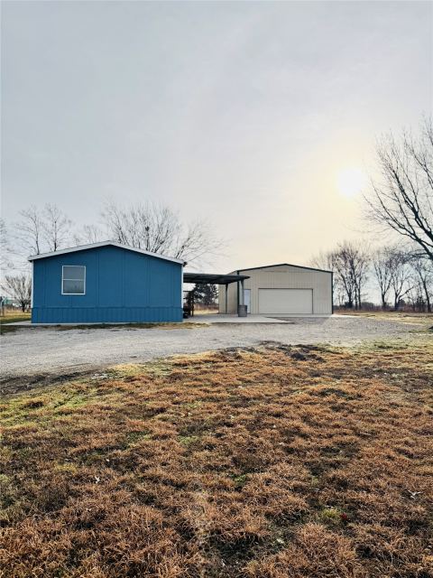 6553 Private Road 2270