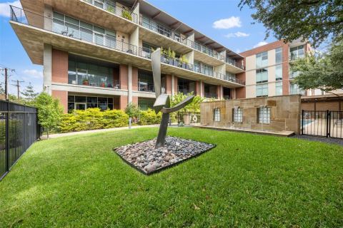3030 Bryan Street 207, Dallas