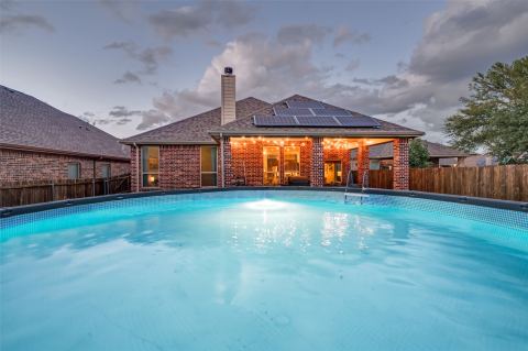 2916 Frontier Drive, Denton