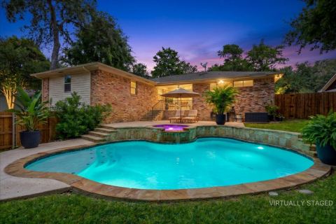 8324 Moorcroft Drive