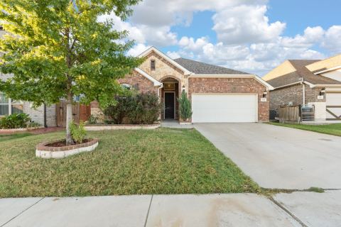 541 White Bud Lane, Fort Worth