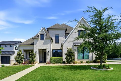 2325 Brenda Lane