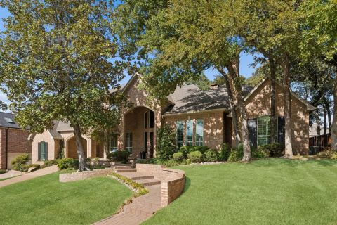 2865 Woodhollow Drive