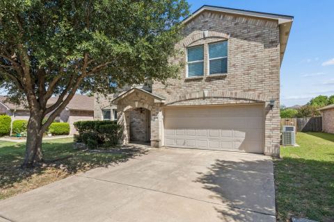 3924 Estrella Court, Fort Worth