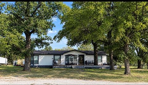 4494 Fm 1810, Chico