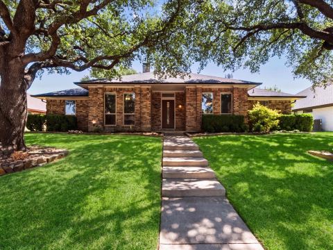 10216 Shadow Way
