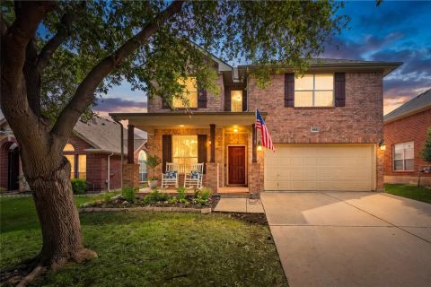 4952 Paddock Drive
