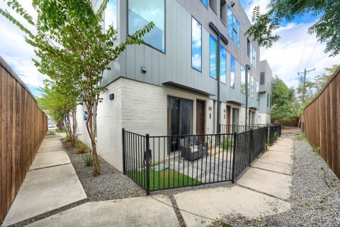 320 Mathey Court, Dallas
