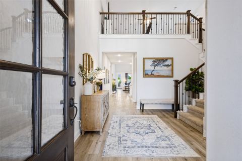 912 Lady Bird Drive