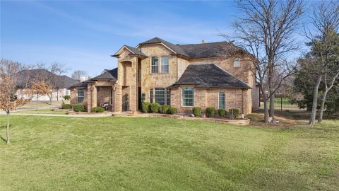 3541 Pinnacle Bay Point