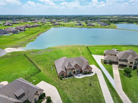 2255 Lake Estates Drive