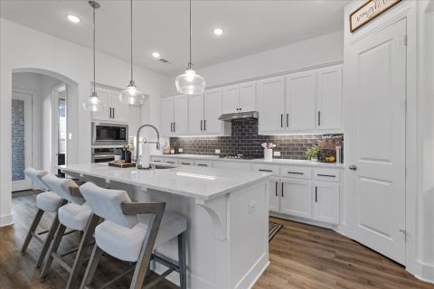 1332 Thompson Road