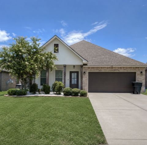 1544 Riverview Lane