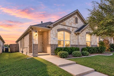 5833 Dew Plant Way