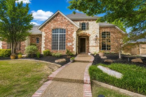1105 Woodhaven Drive