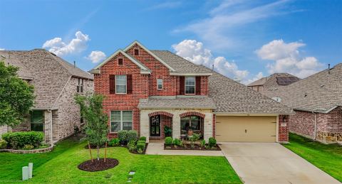 1612 Village Creek Drive, Forney