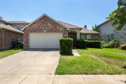 2812 Paddock Way, Denton