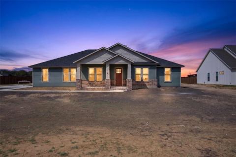 181 CHISHOLM Trail