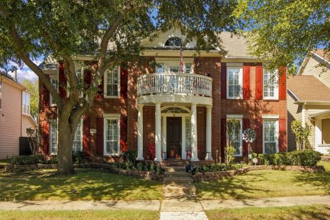 1833 Auburn Drive