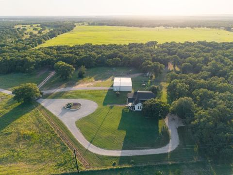 923 Natty Flat Road Farm-Ranch