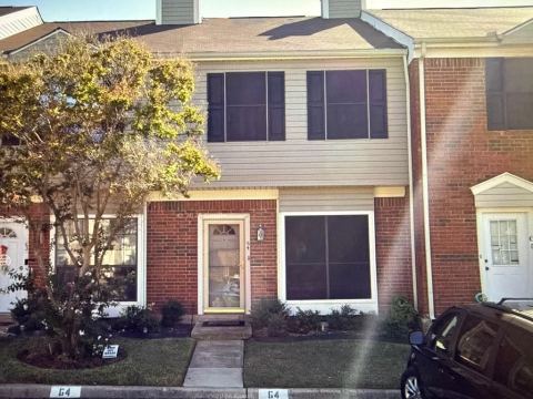 220 Samuel Boulevard 4
