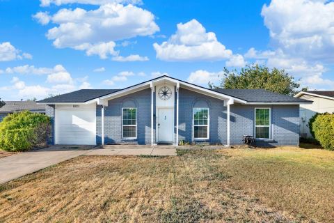1821 Homestead Place