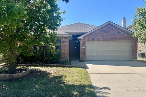 321 Fossil Bridge Drive, Fort Worth