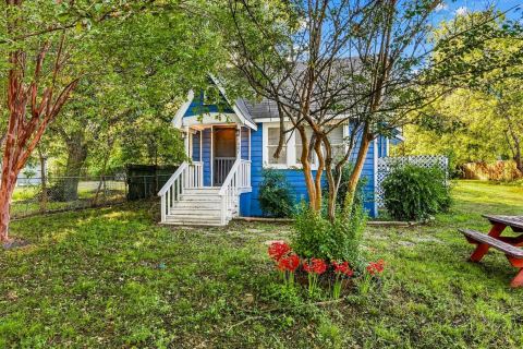1007 Willow Street, Bonham