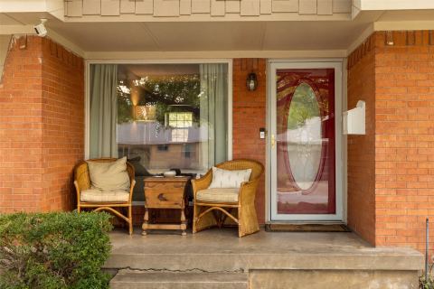 1240 Dalhart Drive