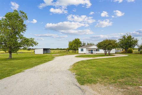 13384 Pruett Road, Krum