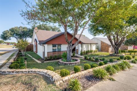 2125 Catskill Drive