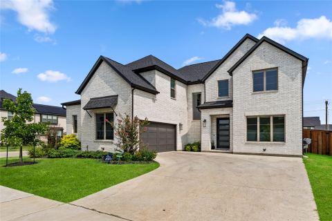616 Barcara Lane