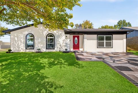 205 E Kearney Street