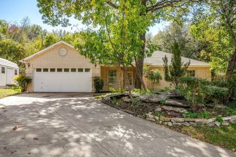 120 Hillside Court, Aledo