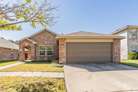 4512 Hounds Tail Lane, Fort Worth